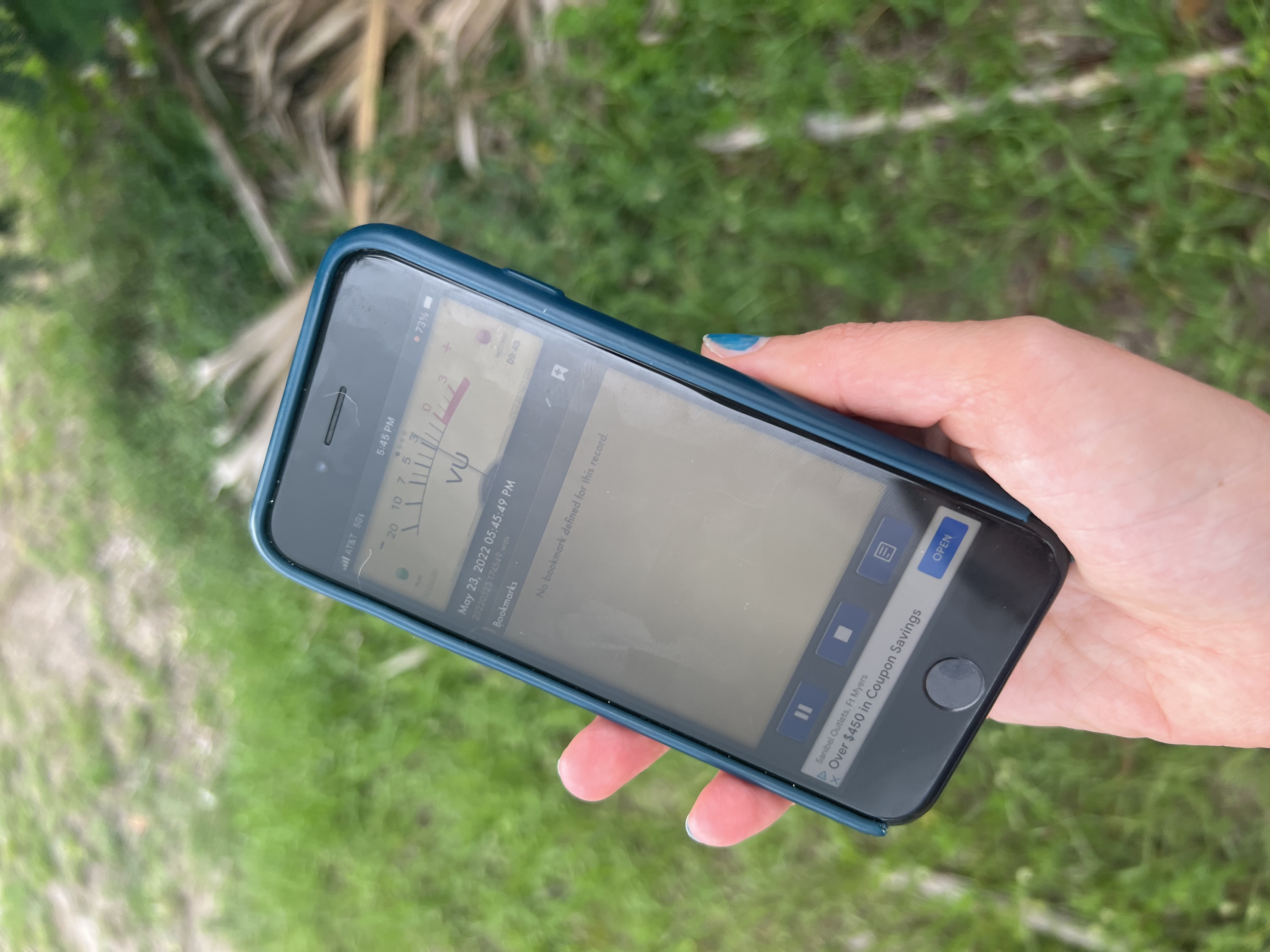 Recording soundscapes using a smartphone